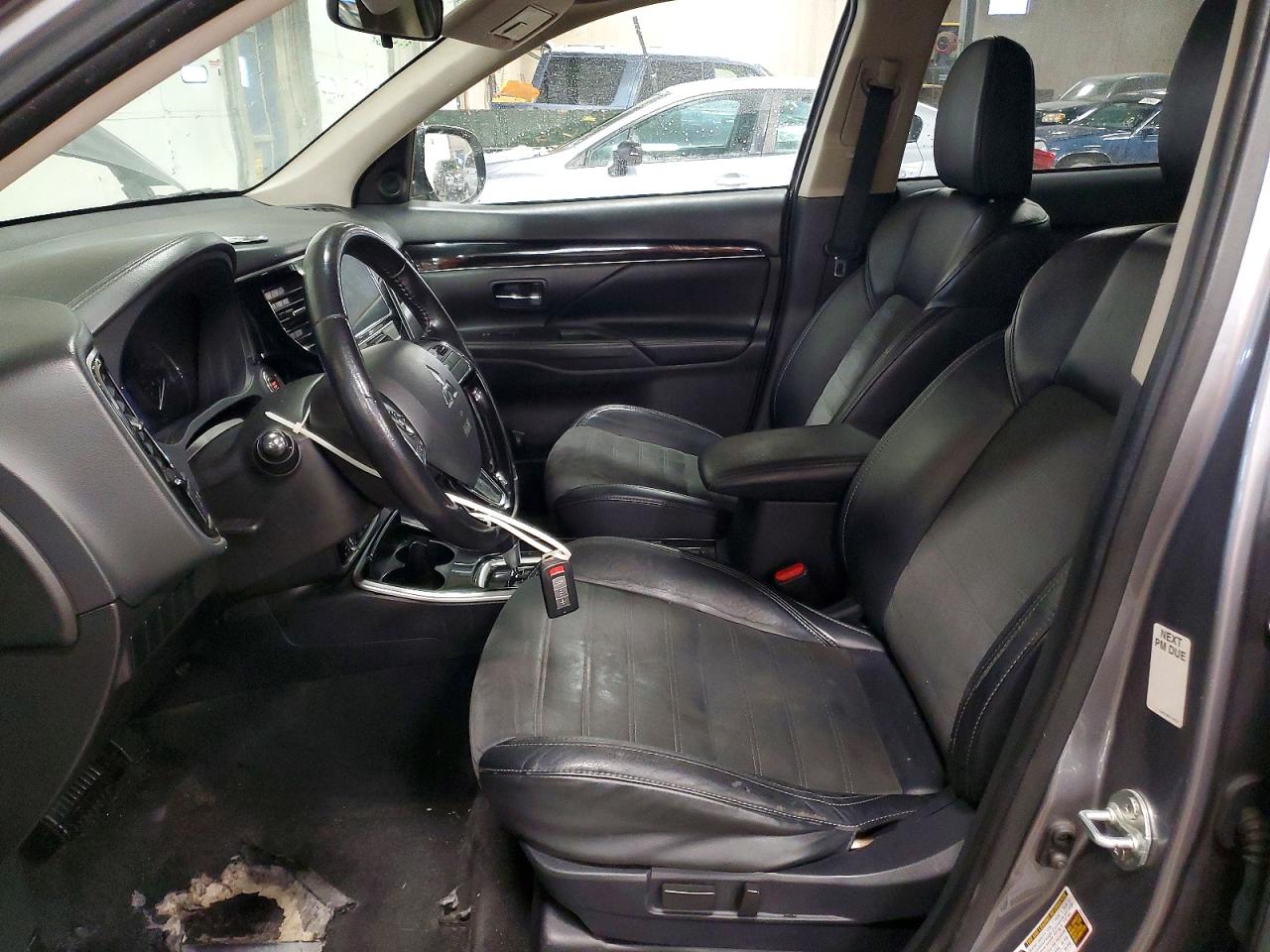 2019 MITSUBISHI OUTLANDER SE photo 7