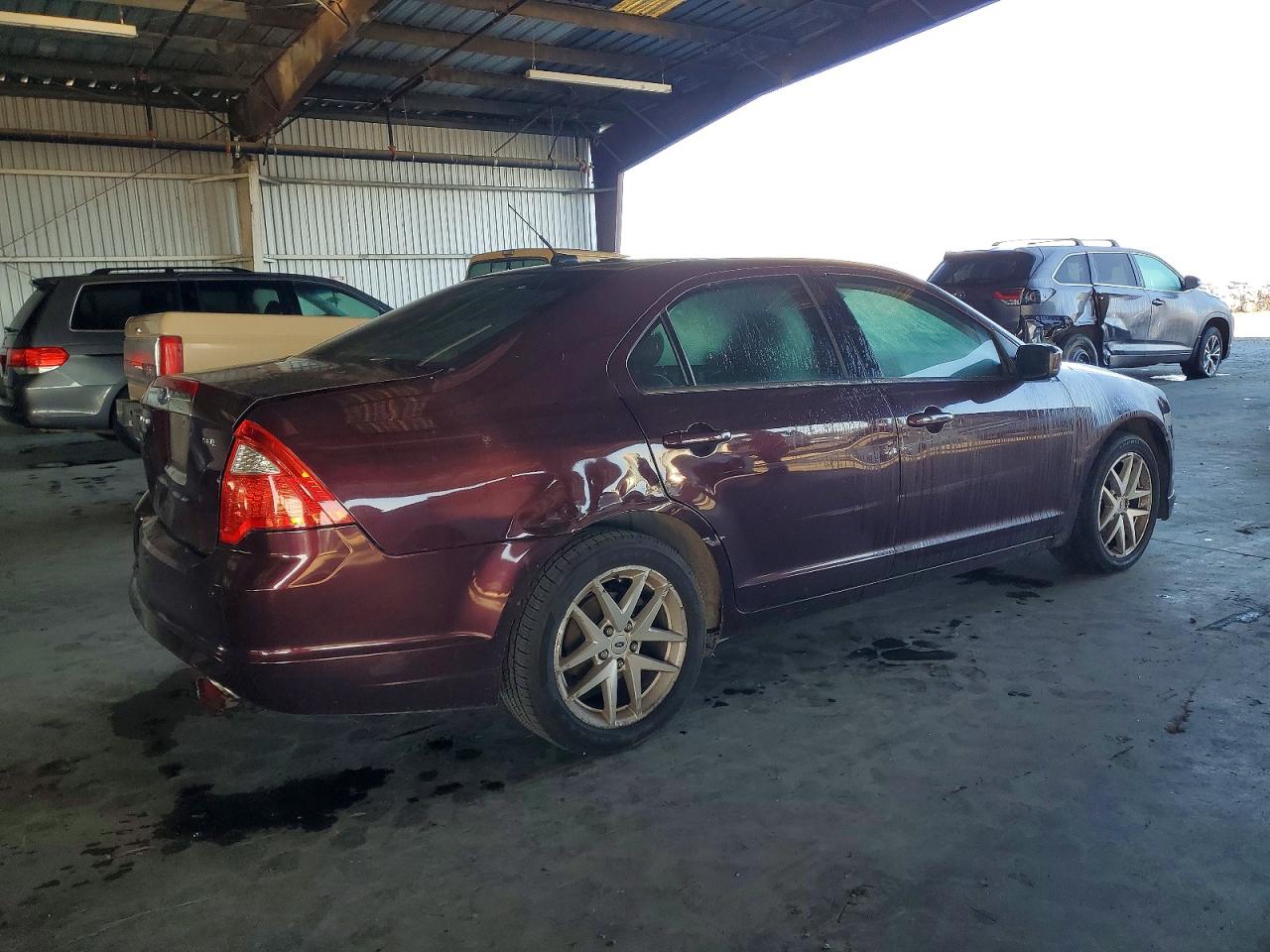 2011 FORD FUSION SEL photo 3