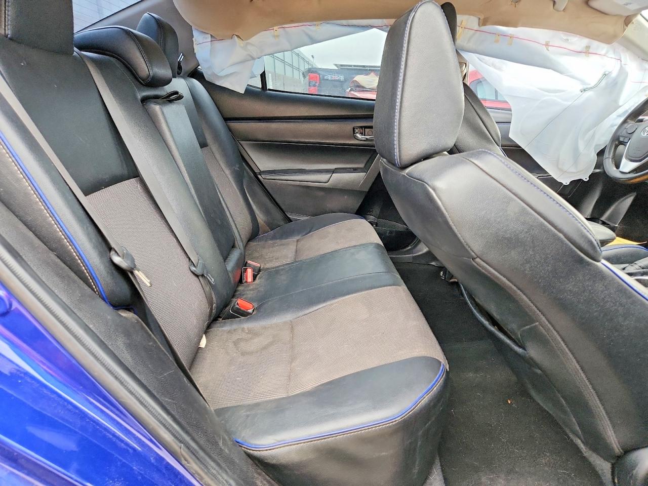 2019 TOYOTA COROLLA L photo 19