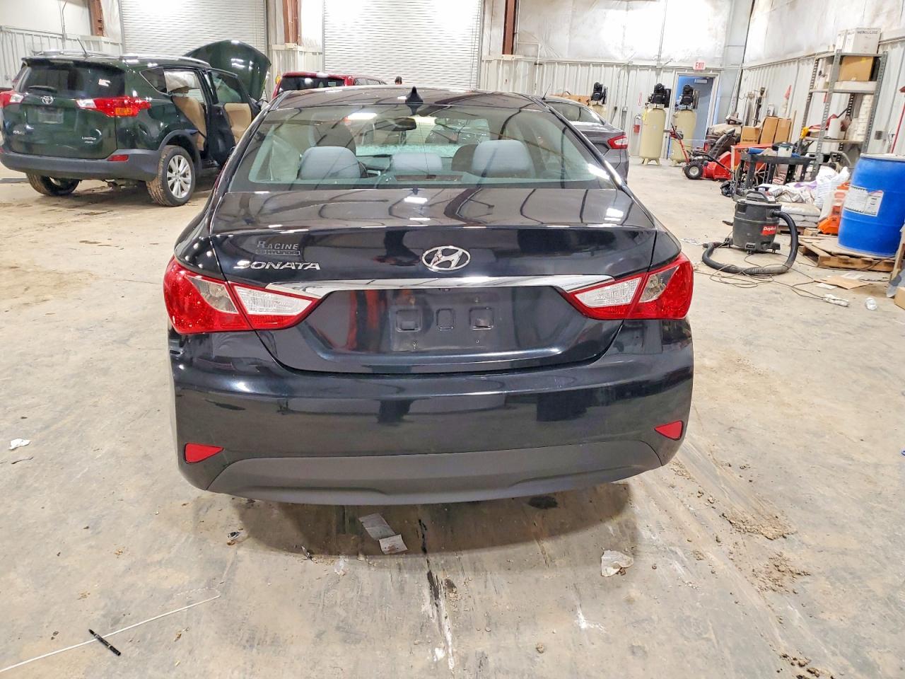 2014 HYUNDAI SONATA GLS photo 6