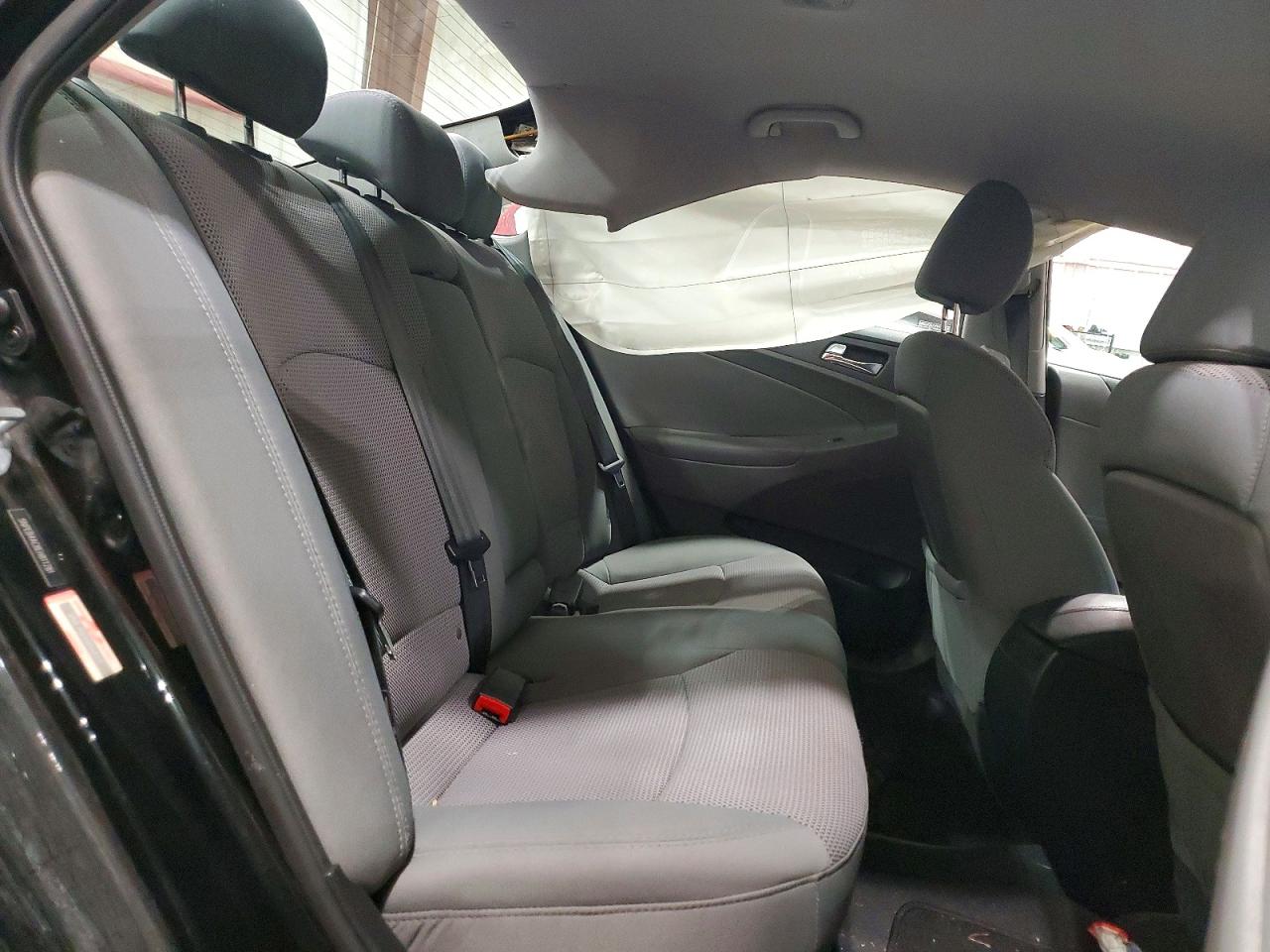 2014 HYUNDAI SONATA GLS photo 10