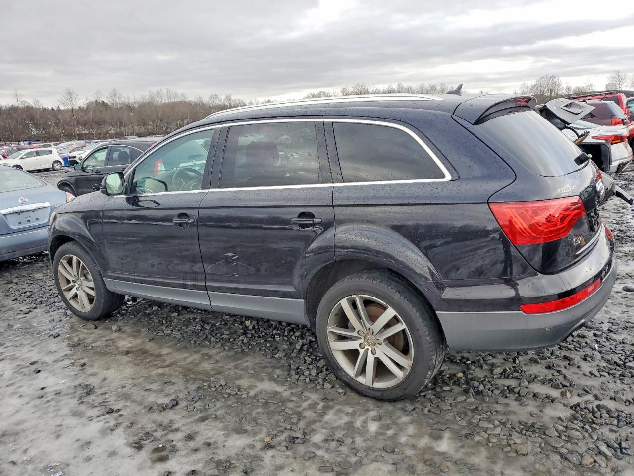 2011 AUDI Q7 PREMIUM PLUS photo 2