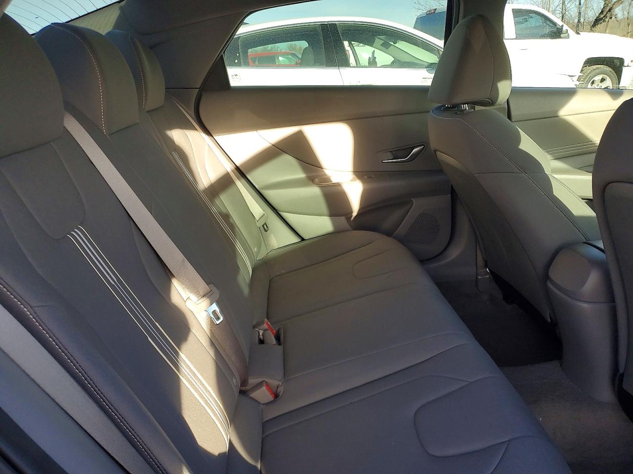 2023 HYUNDAI ELANTRA SEL photo 19