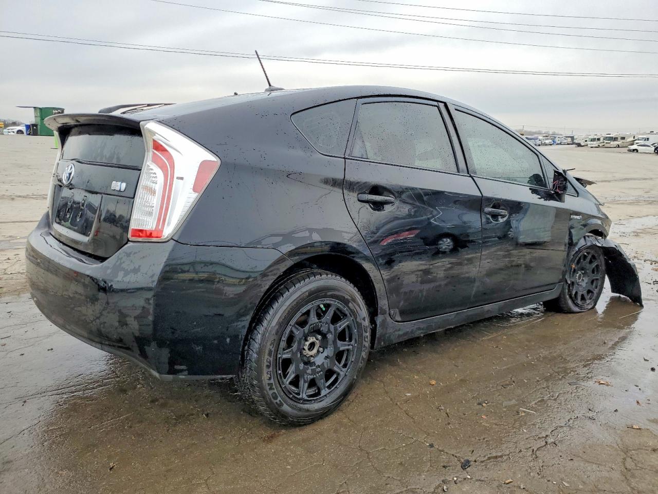 2014 TOYOTA PRIUS photo 5