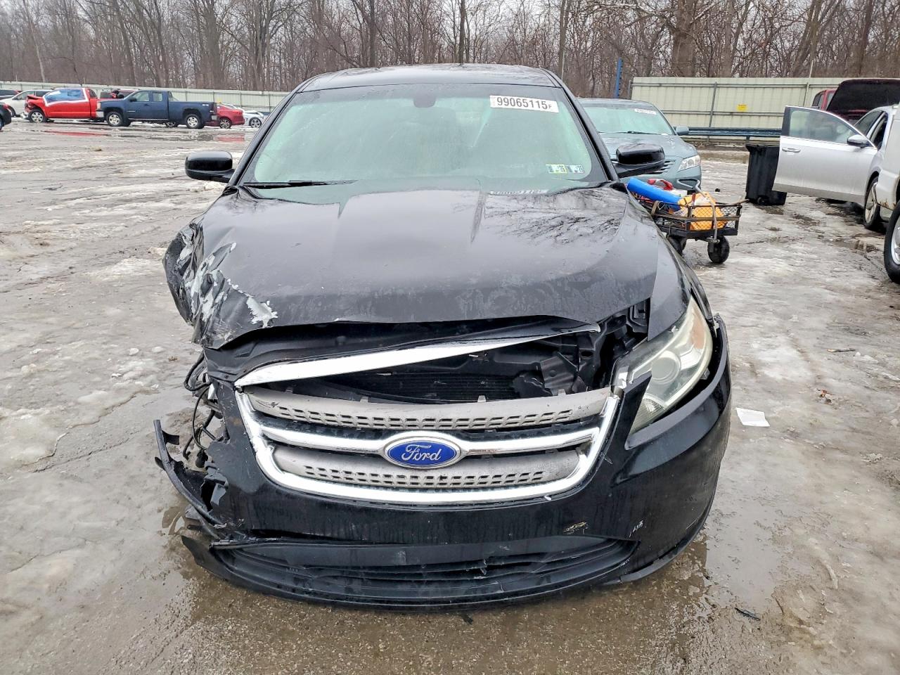 2012 FORD TAURUS SEL photo 5