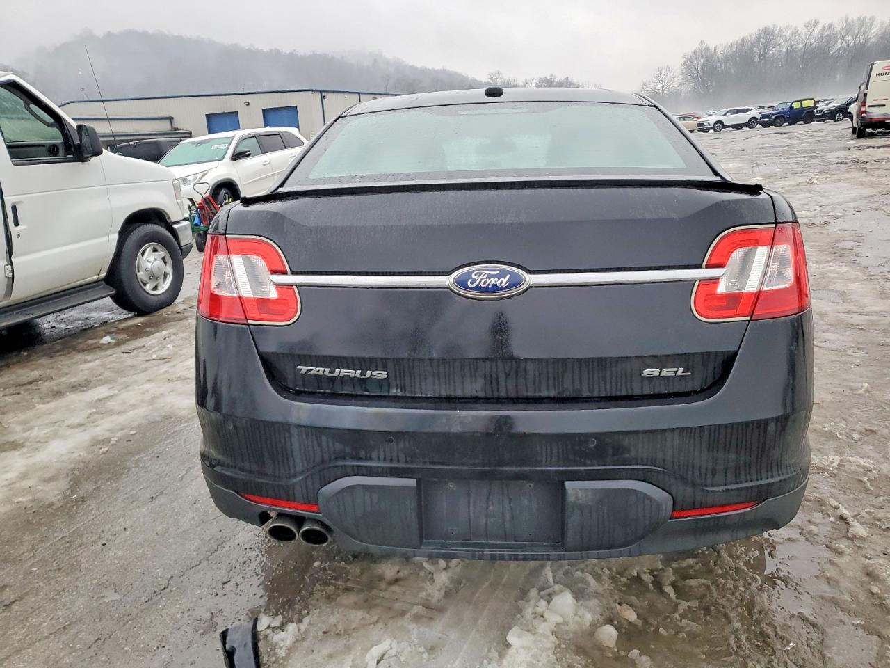 2012 FORD TAURUS SEL photo 6