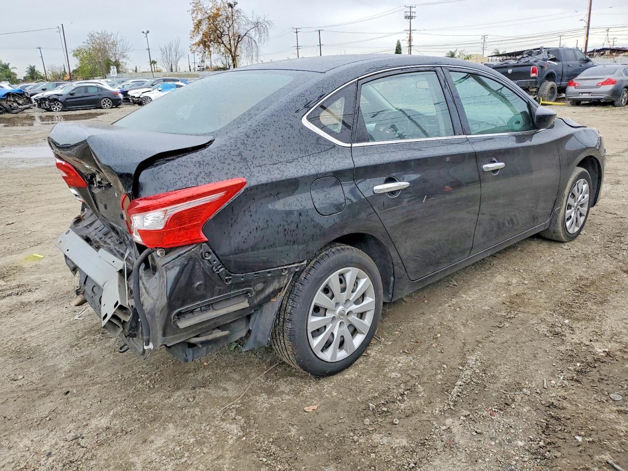 2019 NISSAN SENTRA S photo 3
