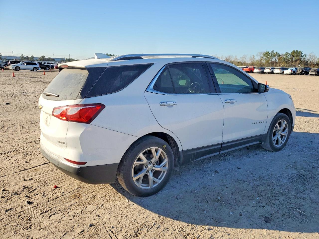 2018 CHEVROLET EQUINOX PREMIER photo 5
