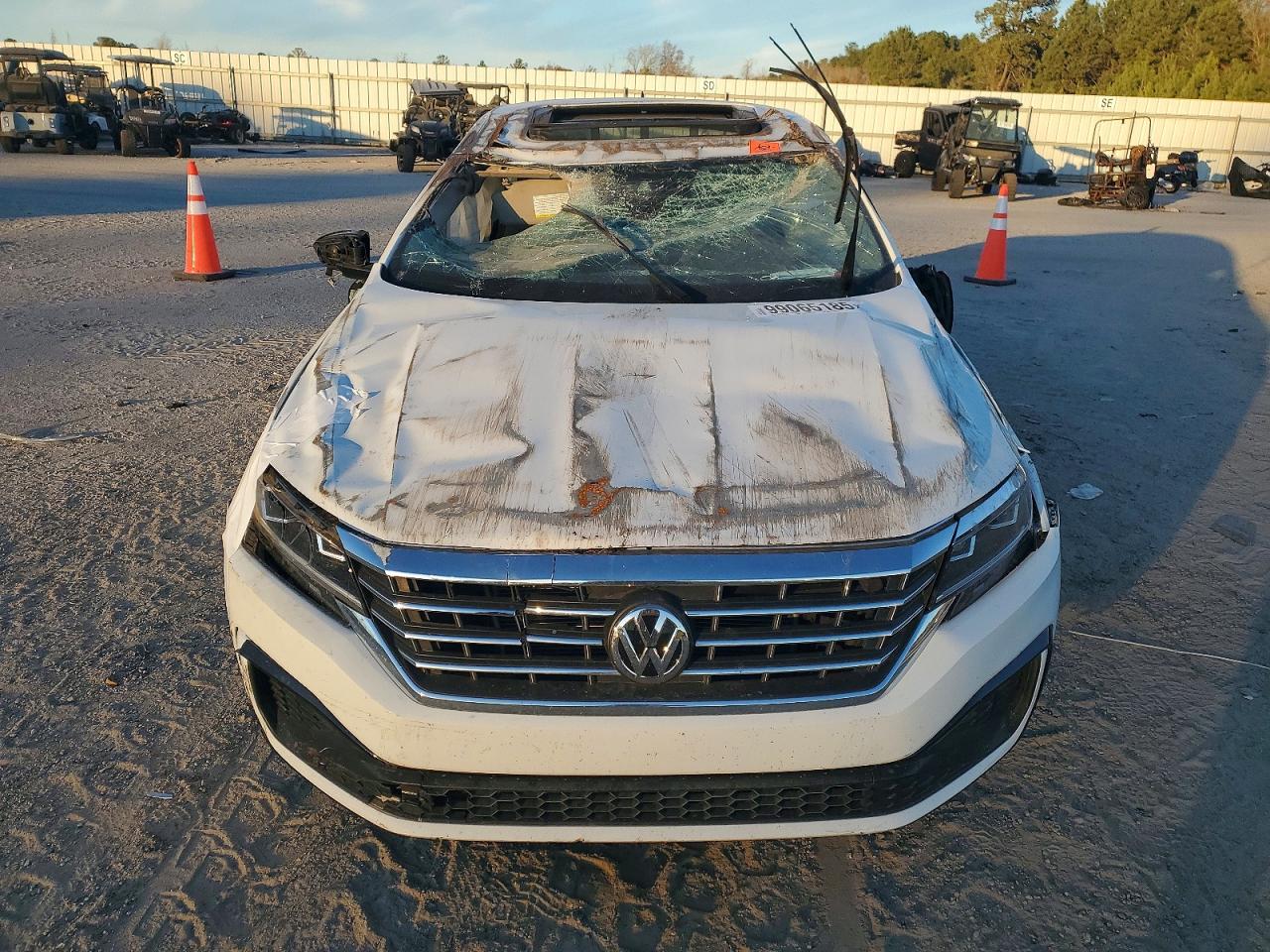 2020 VOLKSWAGEN PASSAT R-LINE photo 5