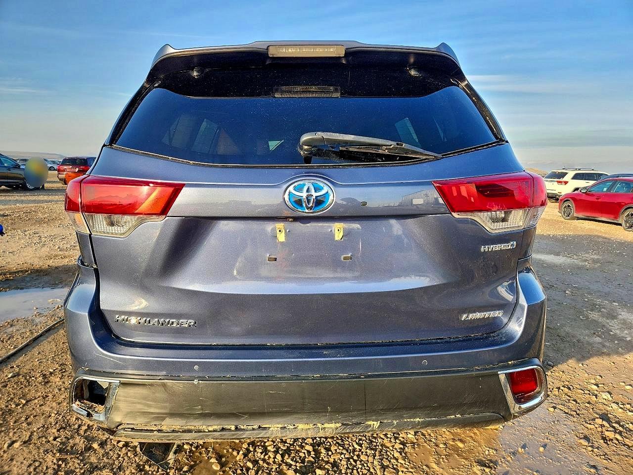 2019 TOYOTA HIGHLANDER HYBRID LIMITED PLATINUM photo 6