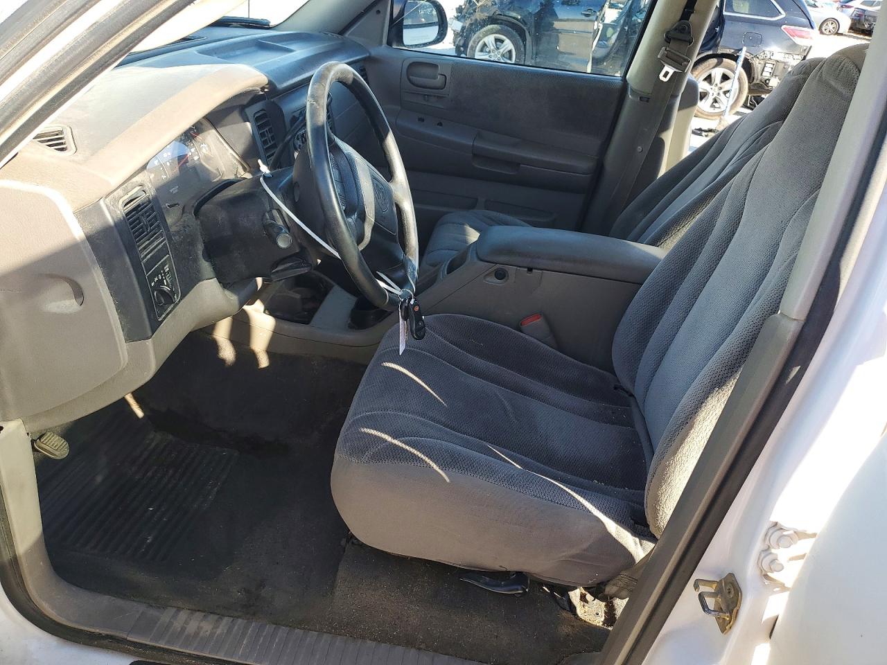 2004 DODGE DAKOTA QUAD SPORT photo 7