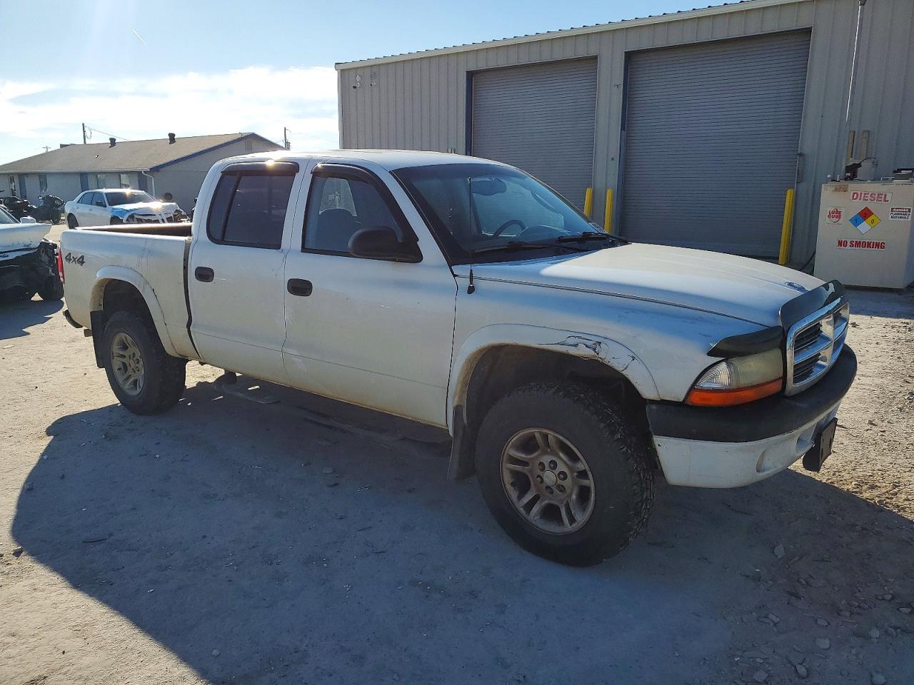 2004 DODGE DAKOTA QUAD SPORT photo 4