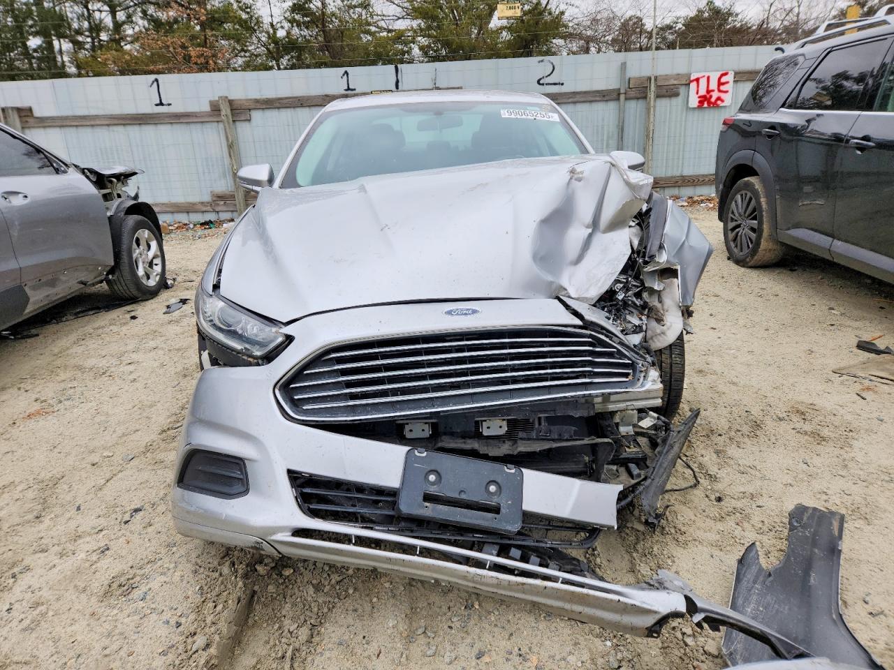 2013 FORD FUSION SE photo 5