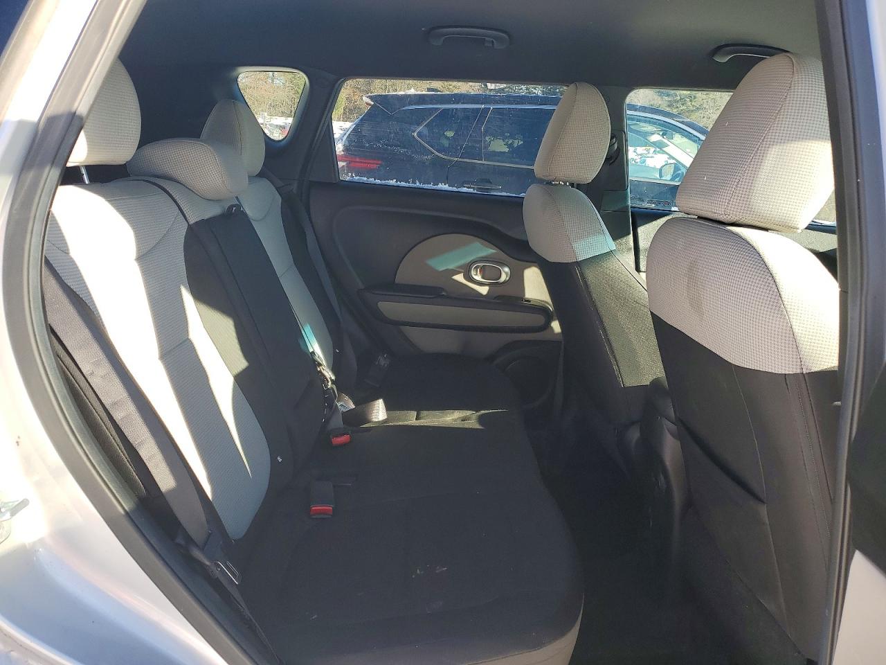 2014 KIA SOUL photo 31