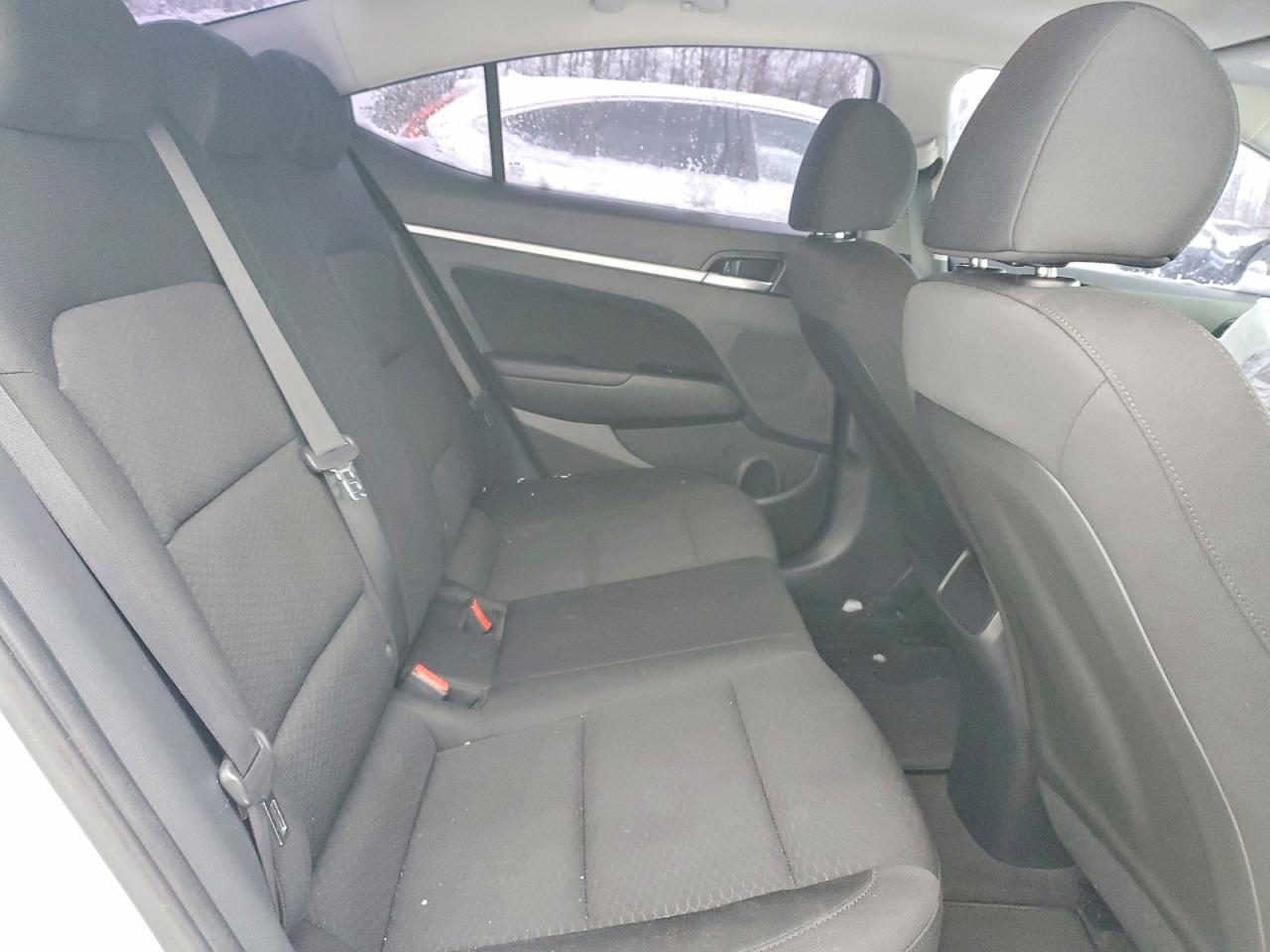 2020 HYUNDAI ELANTRA SEL photo 10