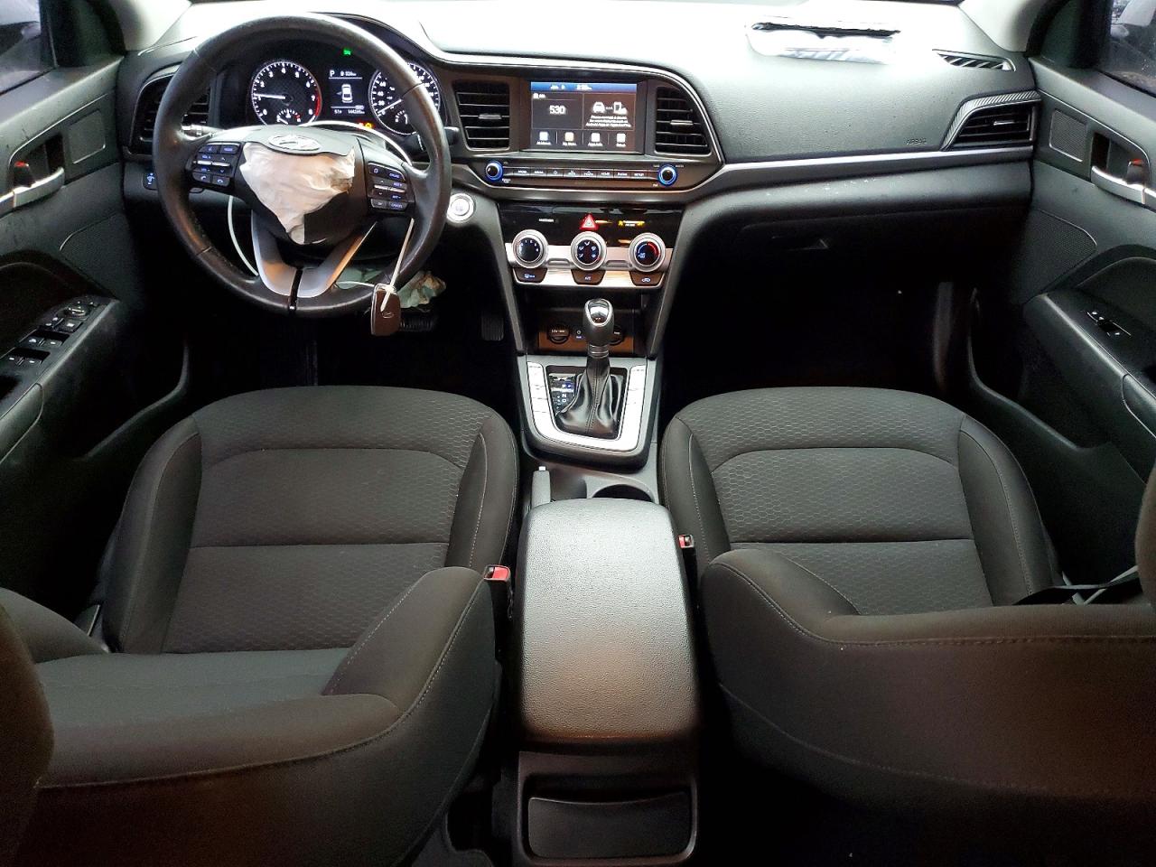 2020 HYUNDAI ELANTRA SEL photo 8