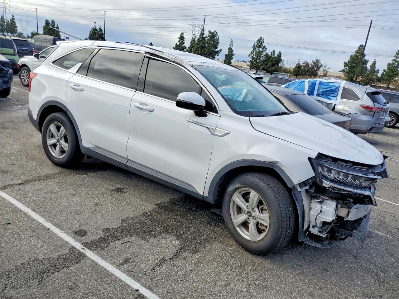 2022 KIA SORENTO LX photo 4