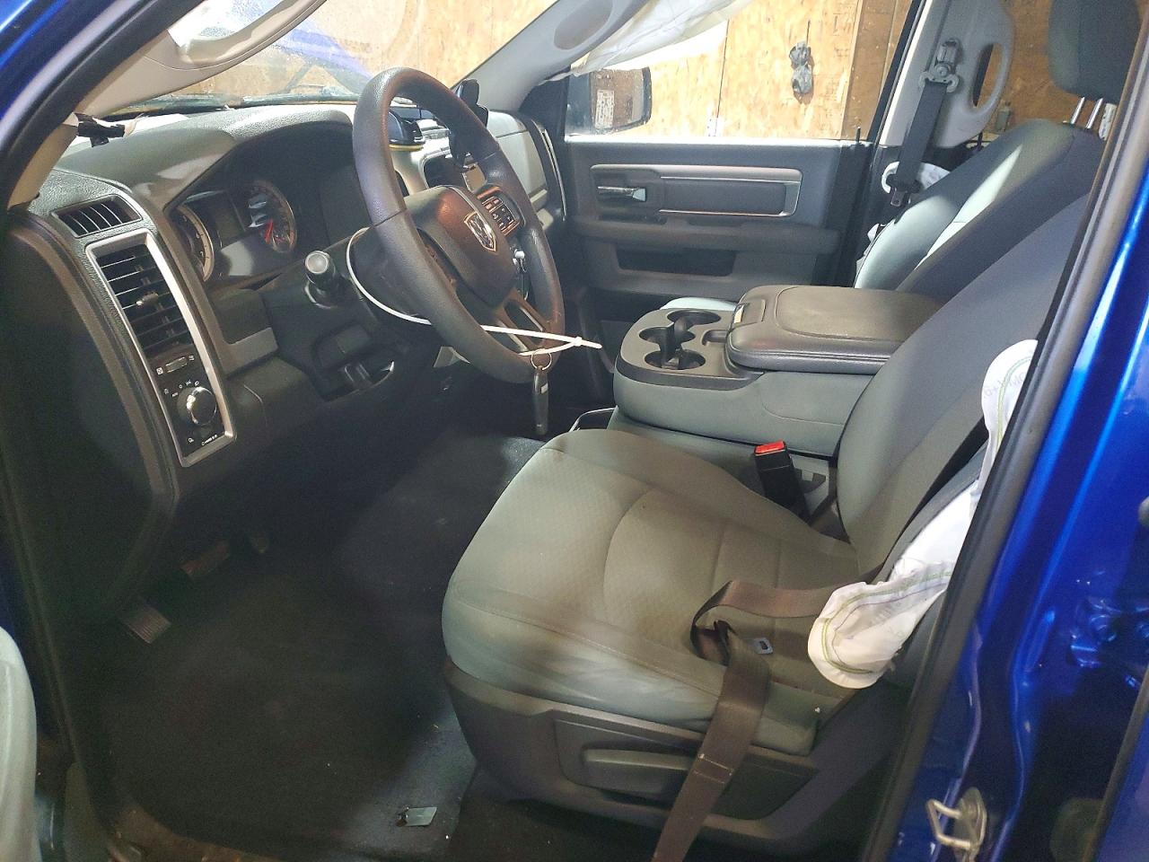 2019 RAM 1500 CLASSIC SLT photo 7