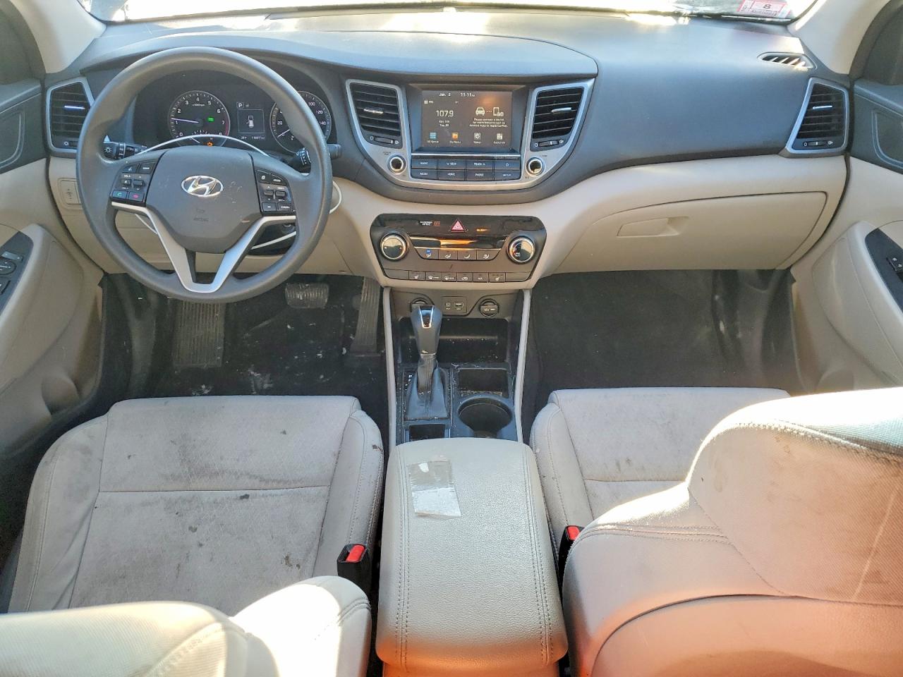 2018 HYUNDAI TUCSON SEL photo 8