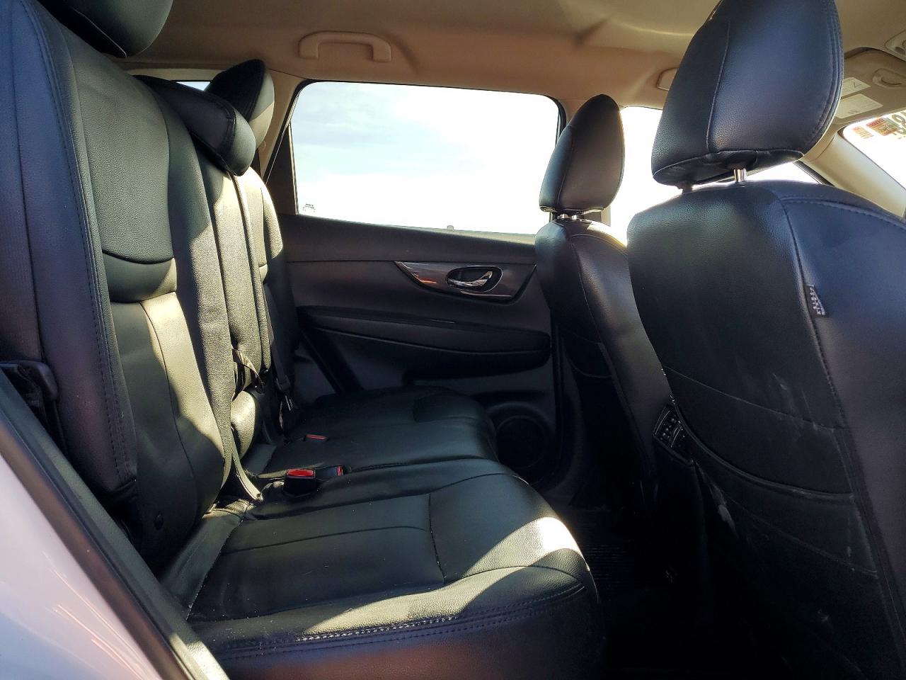 2020 NISSAN ROGUE S photo 10