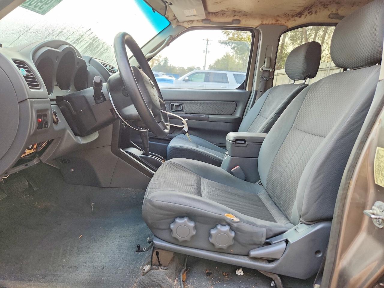 2004 NISSAN XTERRA XE photo 19
