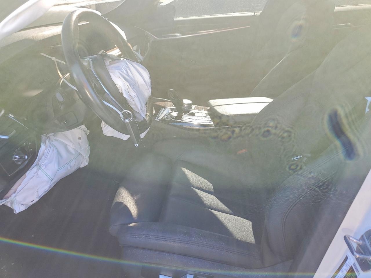 2020 BMW 530 XI photo 7