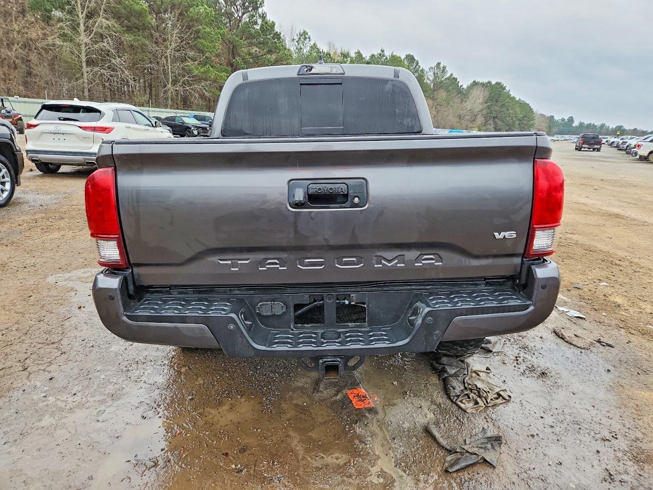 2019 TOYOTA TACOMA DOUBLE CAB photo 11