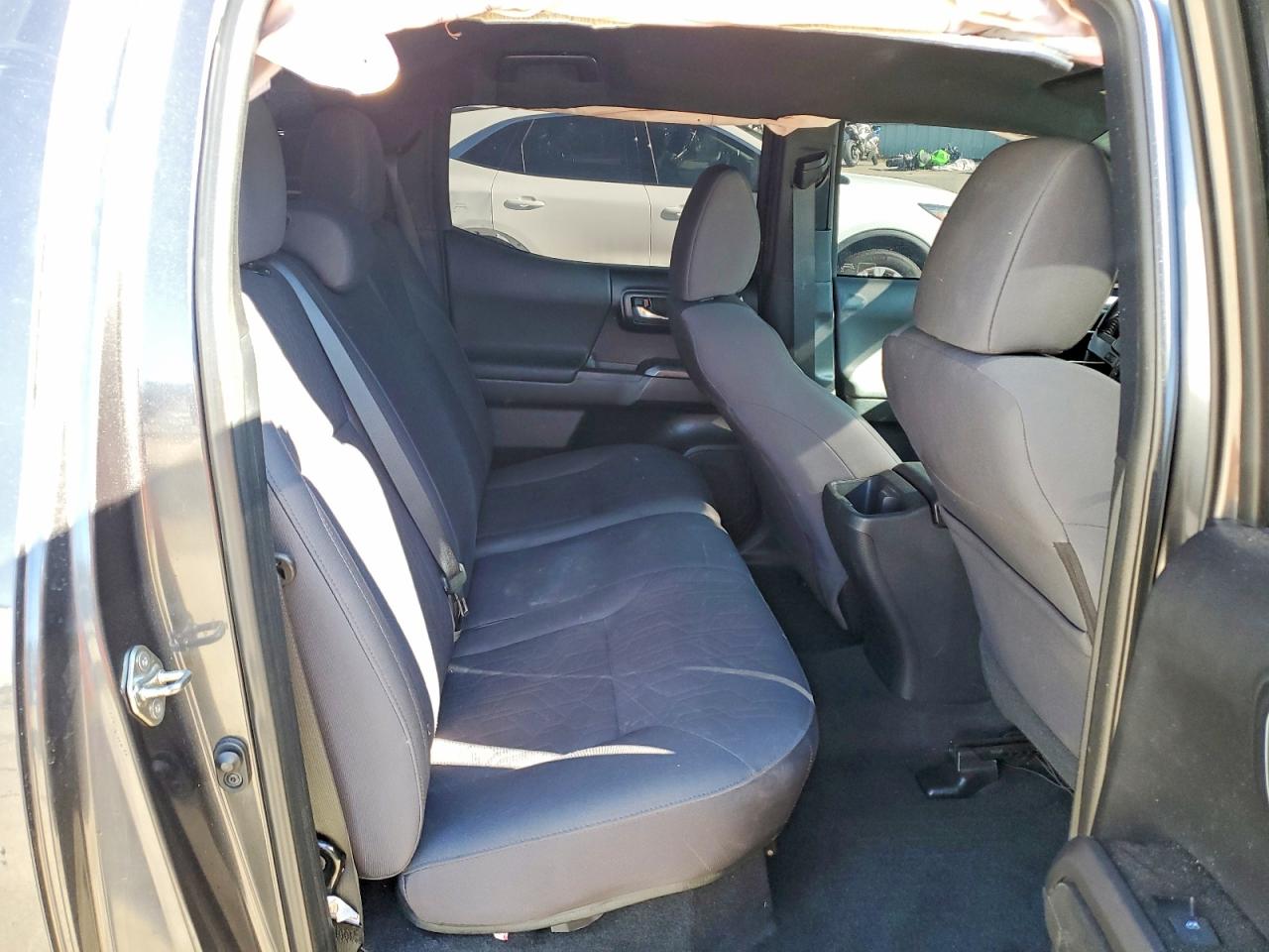 2019 TOYOTA TACOMA DOUBLE CAB photo 19