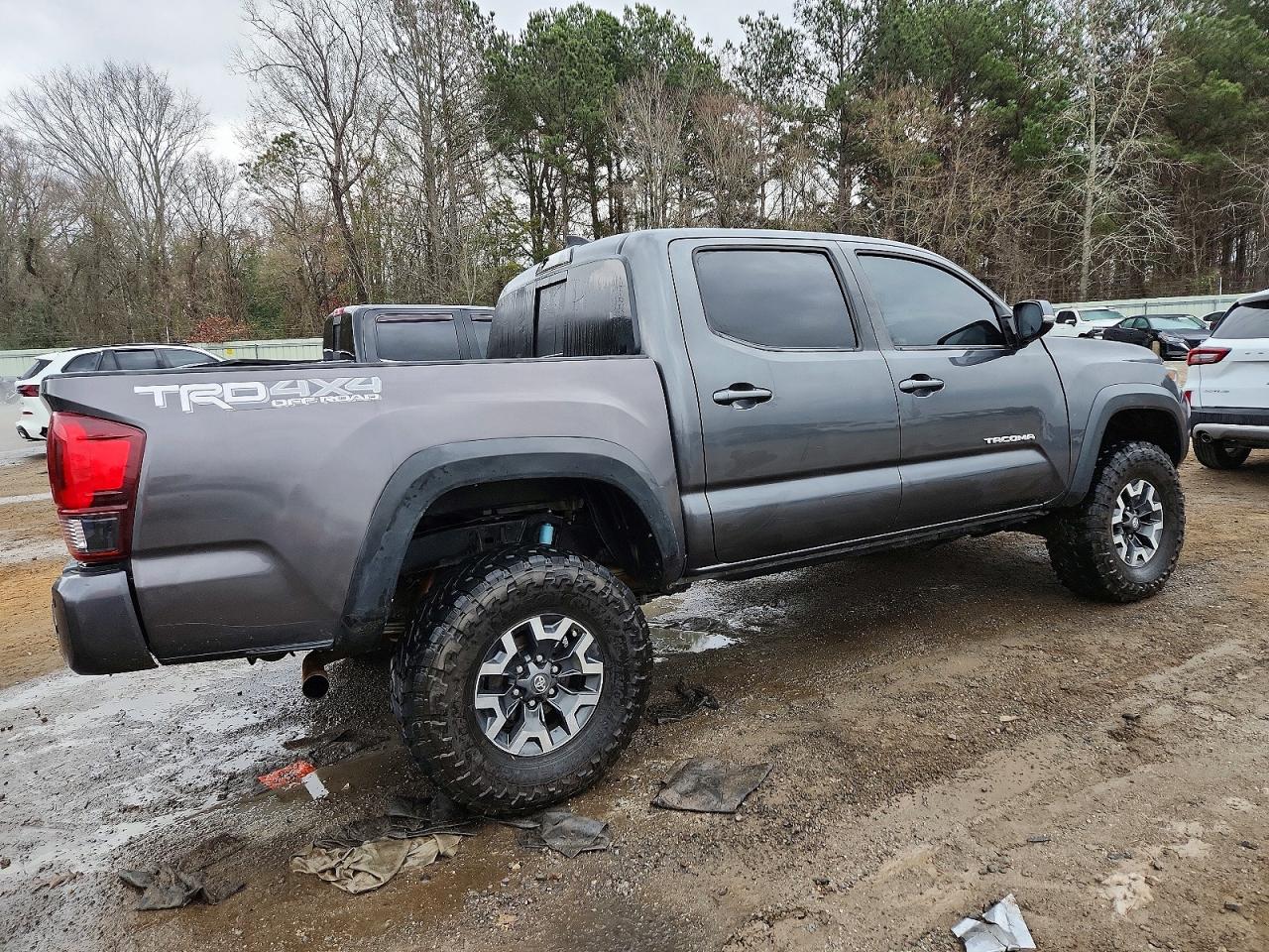 2019 TOYOTA TACOMA DOUBLE CAB photo 5