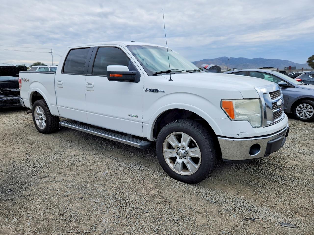 2011 FORD F150 SUPERCREW photo 4