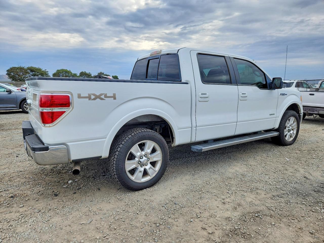 2011 FORD F150 SUPERCREW photo 3