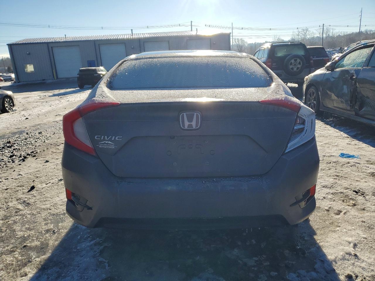 2017 HONDA CIVIC LX photo 6