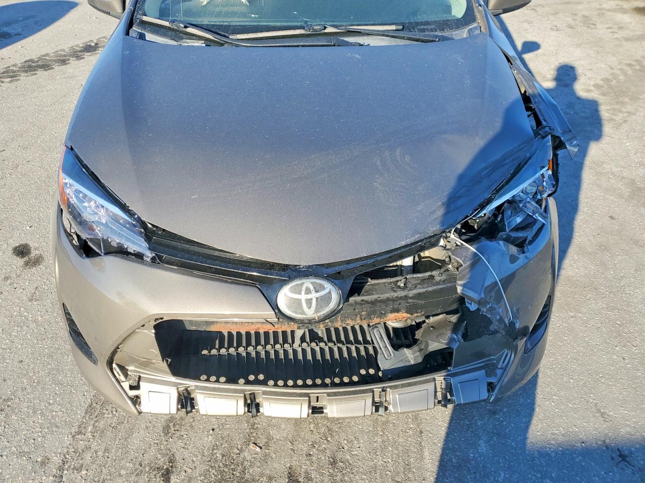2017 TOYOTA COROLLA L photo 21
