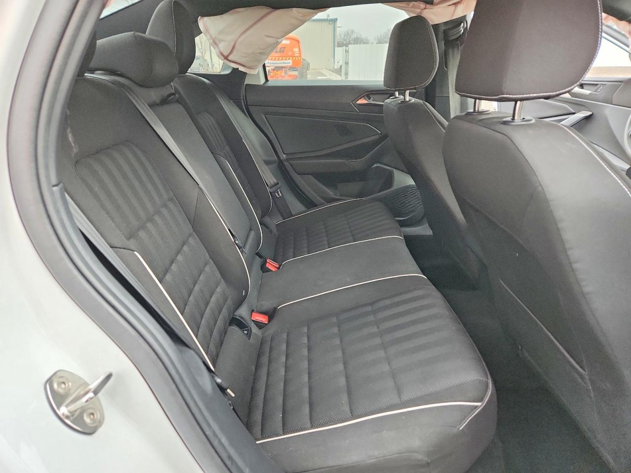 2023 VOLKSWAGEN JETTA SPORT photo 10