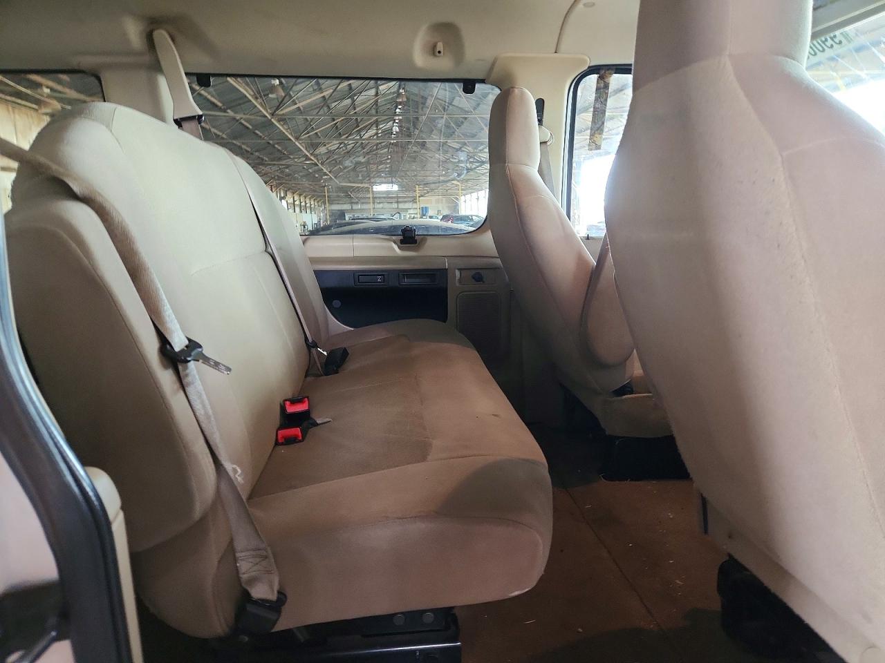 2011 FORD ECONOLINE E350 SUPER DUTY WAGON photo 11