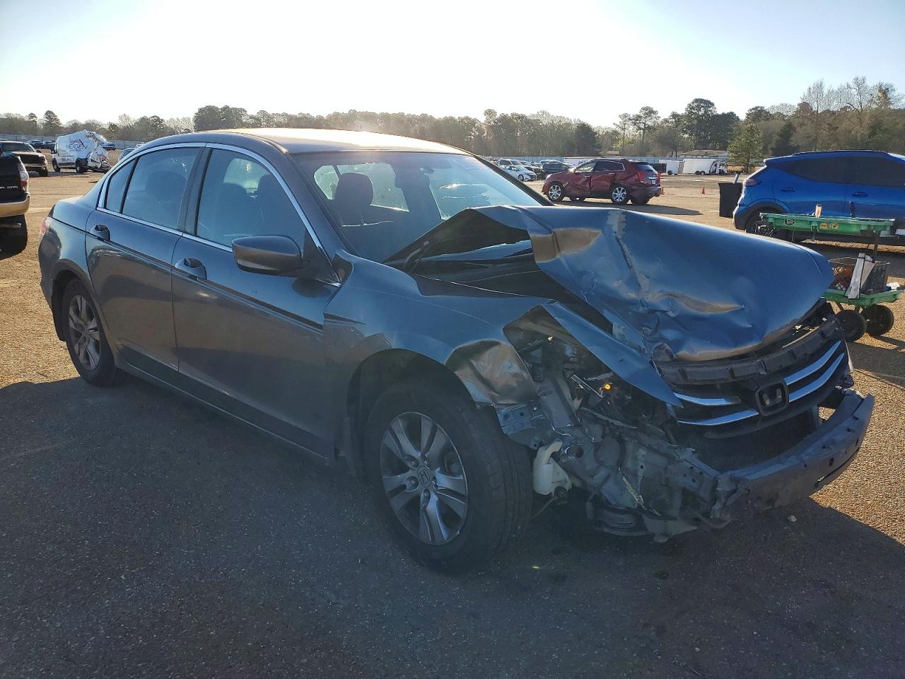 2012 HONDA ACCORD LXP photo 4