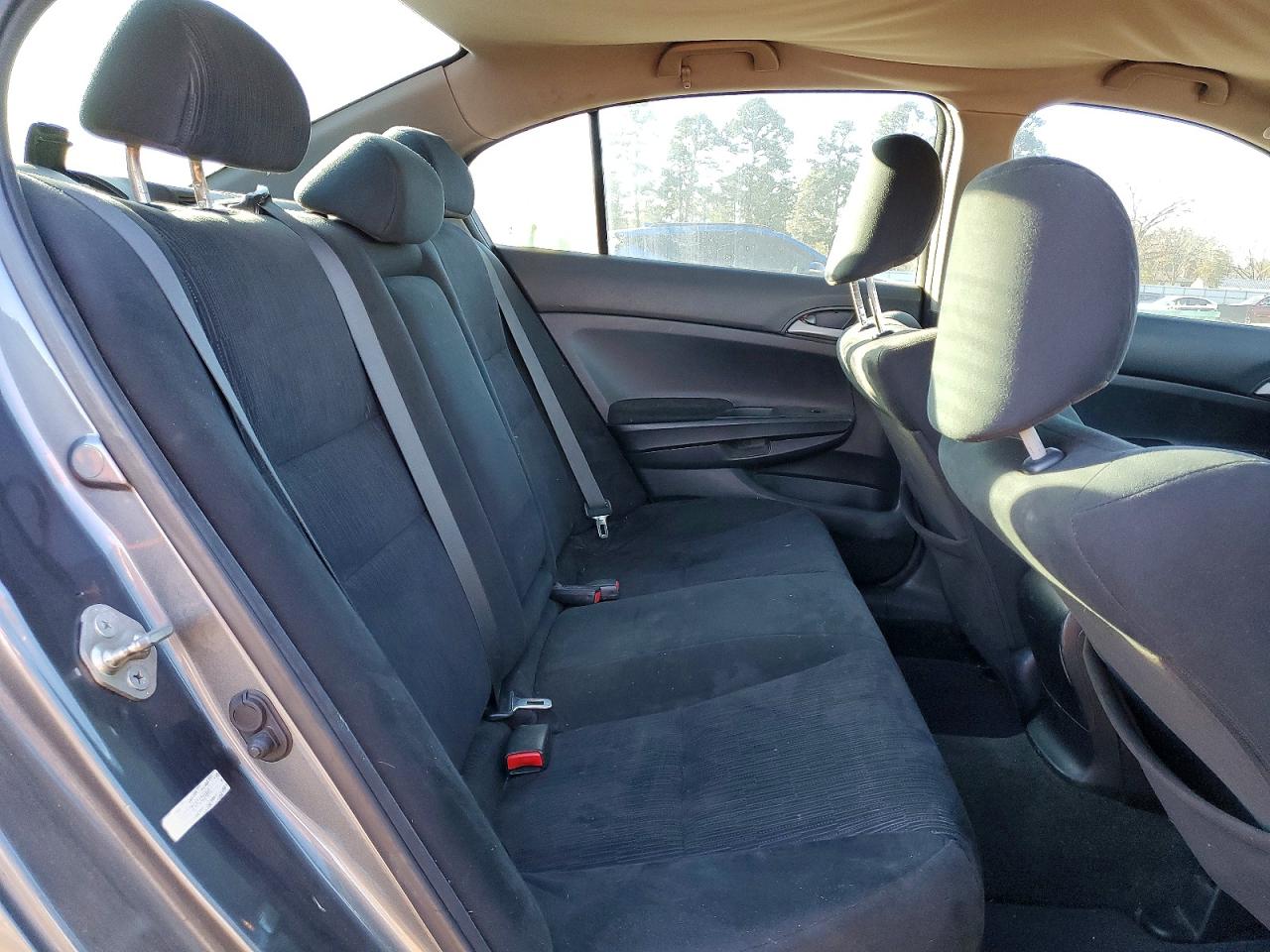 2012 HONDA ACCORD LXP photo 10