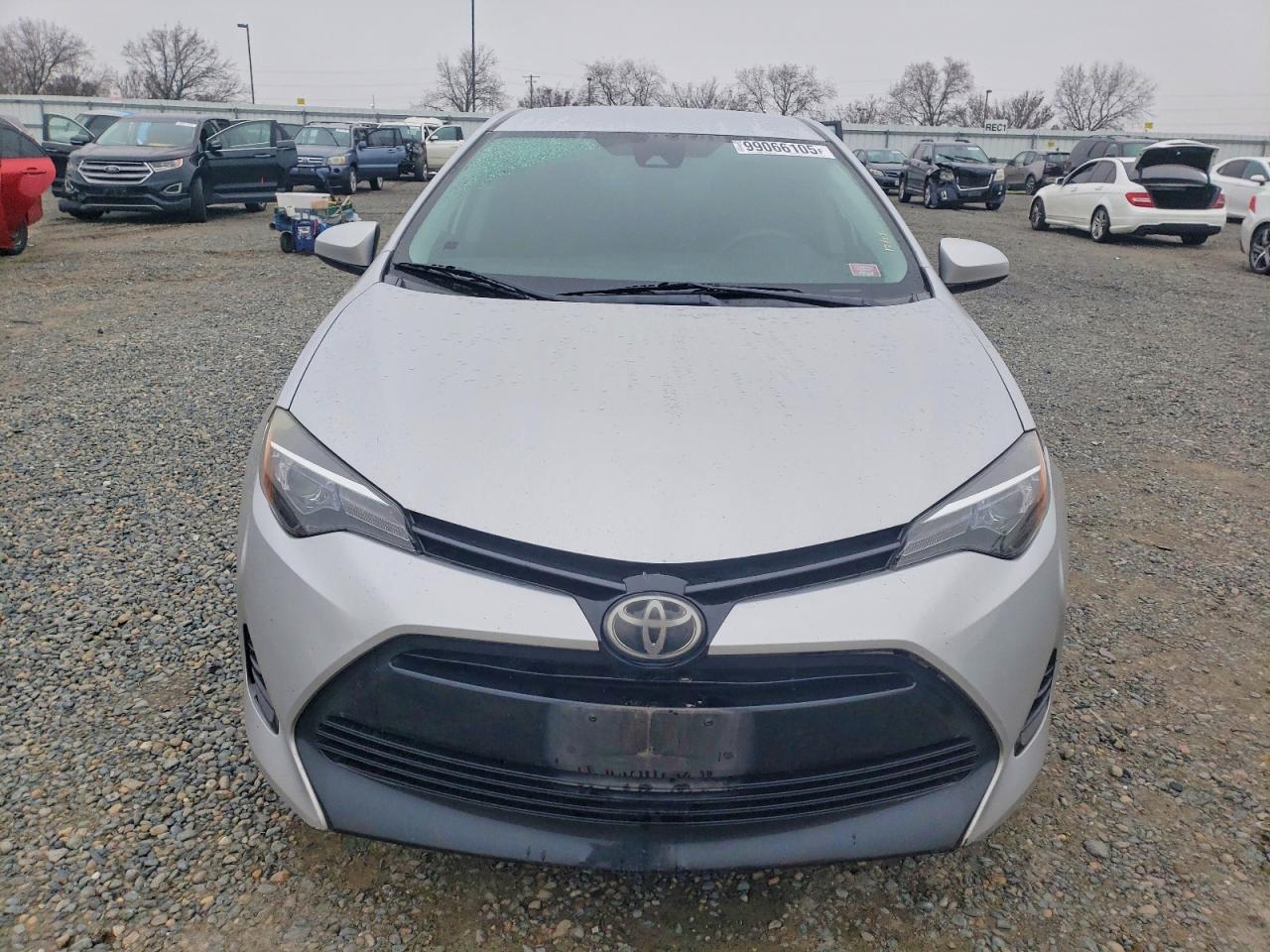 2017 TOYOTA COROLLA L photo 9