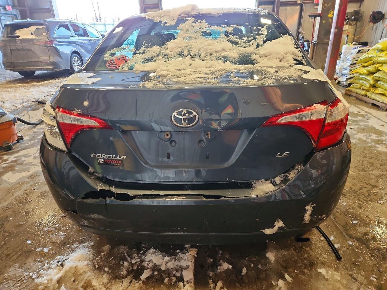 2015 TOYOTA COROLLA L photo 6