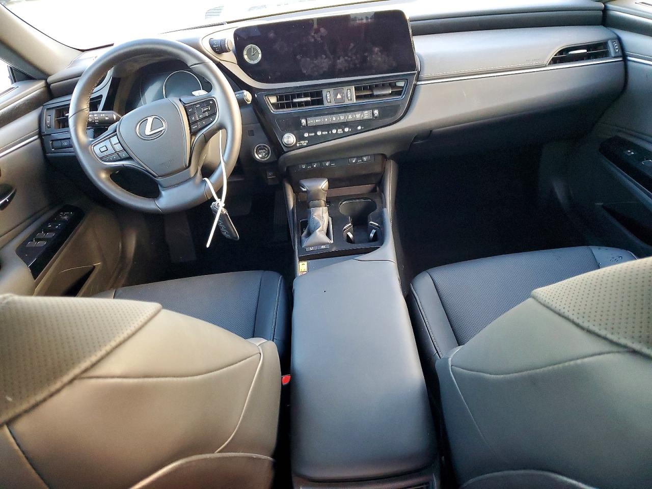 2025 LEXUS ES 300H BASE photo 15