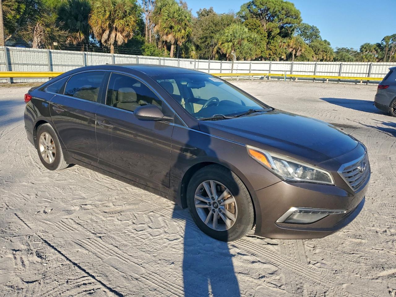 2015 HYUNDAI SONATA SE photo 7