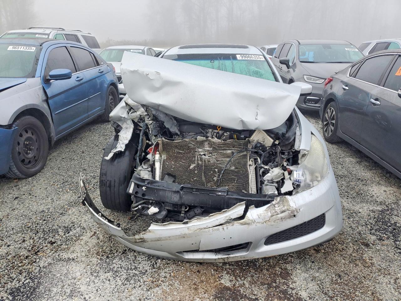 2009 INFINITI G37 BASE photo 9