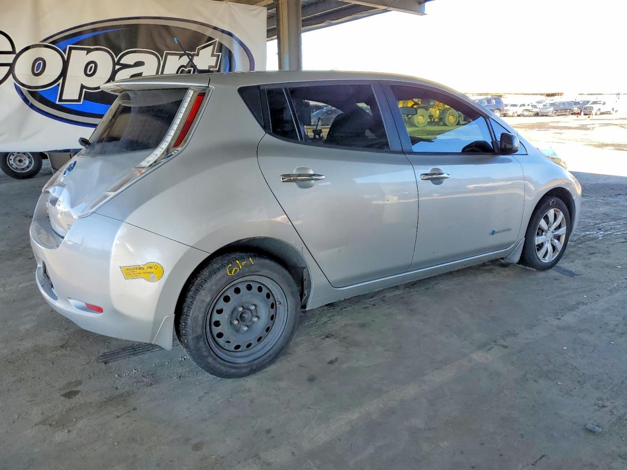 2013 NISSAN LEAF S photo 3