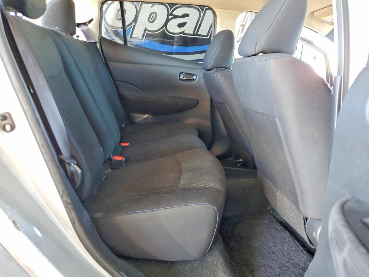 2013 NISSAN LEAF S photo 10