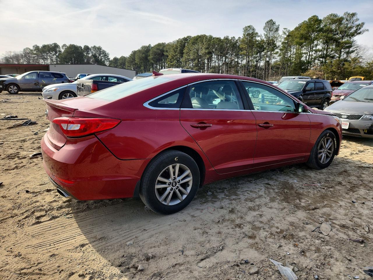 2015 HYUNDAI SONATA SE photo 3