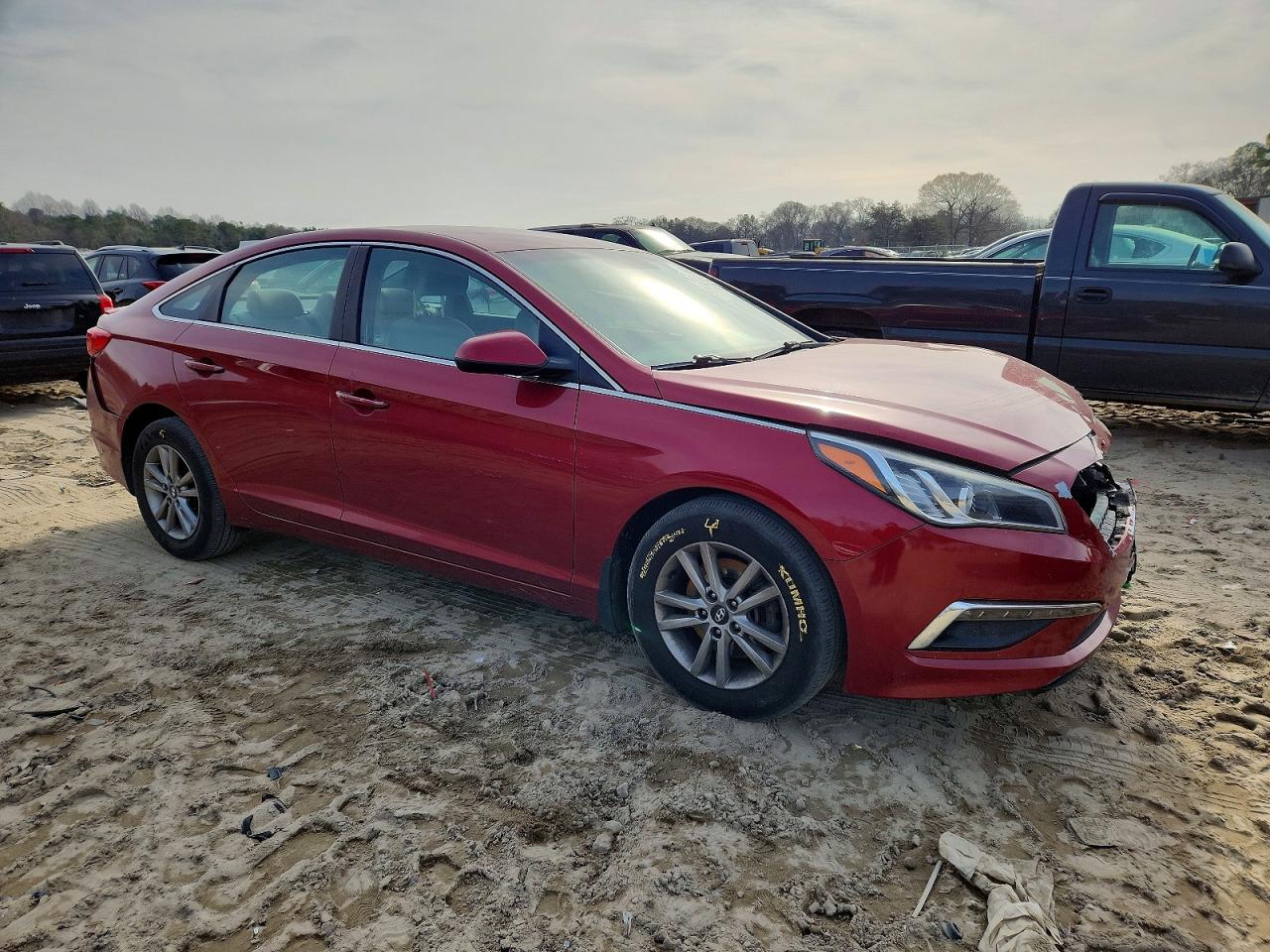 2015 HYUNDAI SONATA SE photo 4