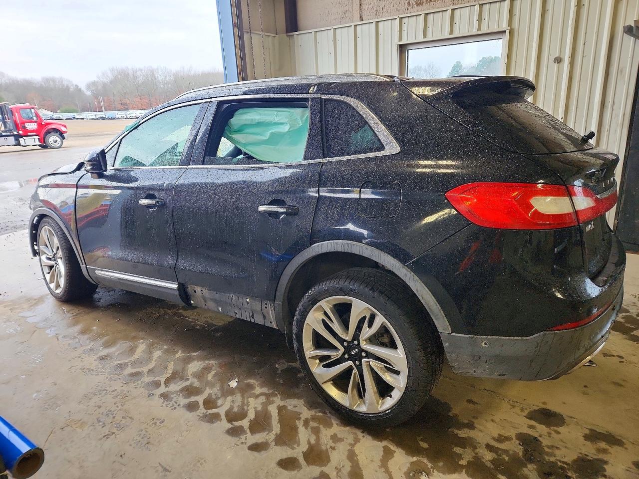 2016 LINCOLN TOWNHOUSE MKX photo 3