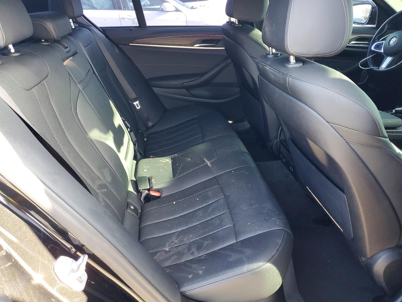 2021 BMW 530E photo 10