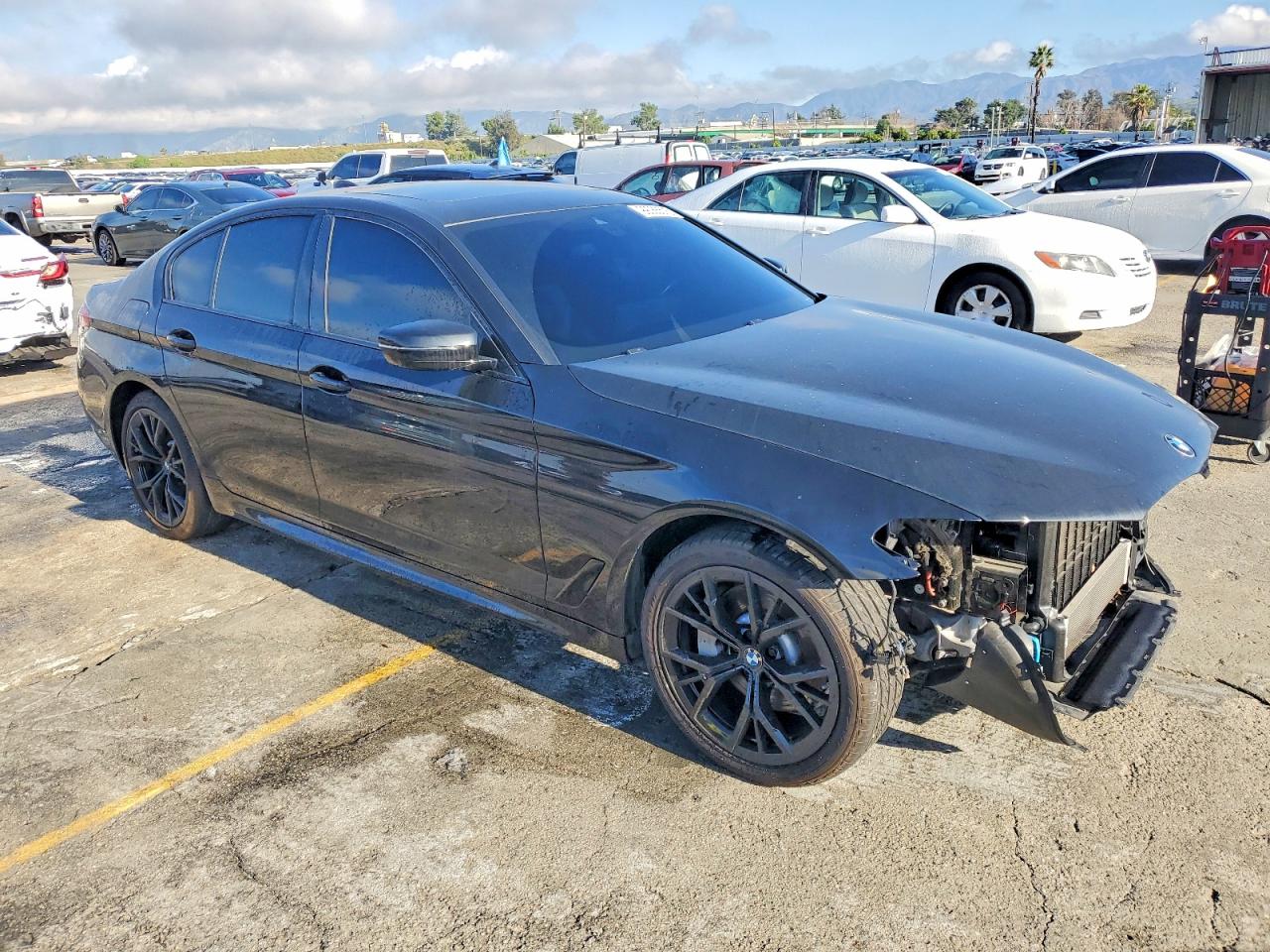 2021 BMW 530E photo 4