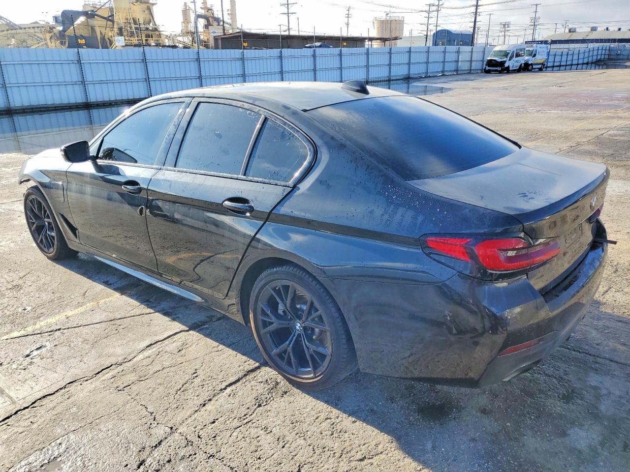 2021 BMW 530E photo 2